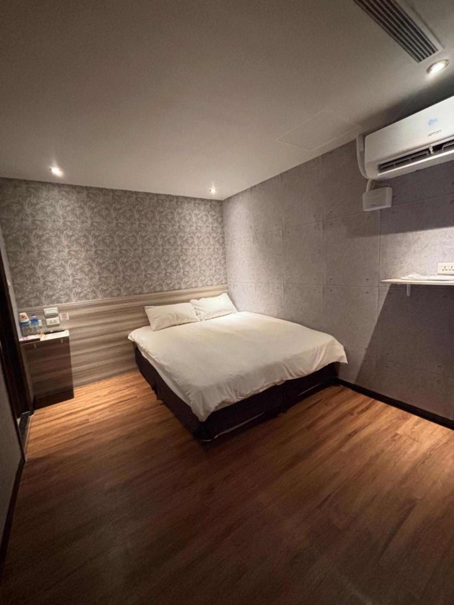 Bed and Breakfast Smile comma Taipei Esterno foto